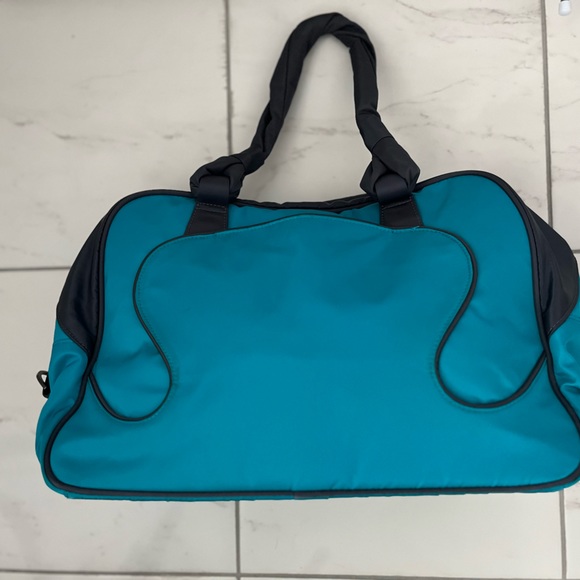 EUC-Lululemon Everywhere Duffel Bag - Picture 1 of 5